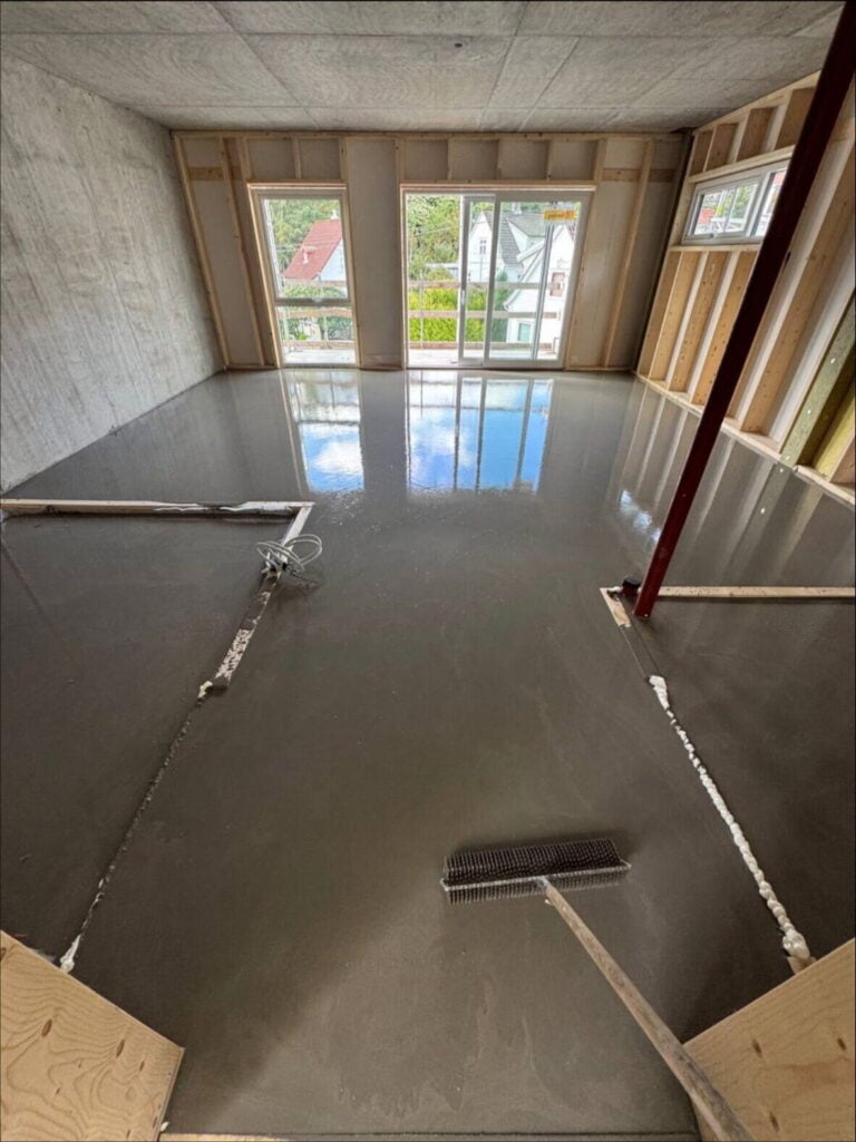 Effektiv betonggulvavretting i nybyggprosjekt.