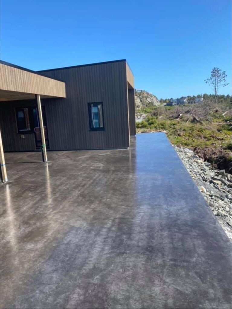 Høy kvalitet betonggulv og avretting på byggeplass.